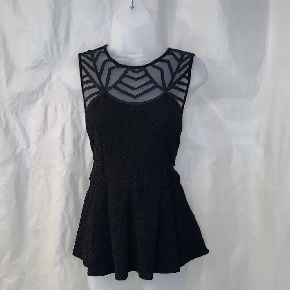 1X Geometric Lace Peplum Top Elegant Black Sleeveless Top Plus Size